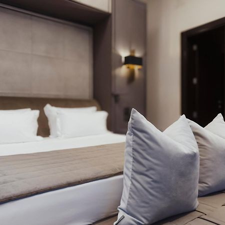 Casa 300Mila Hotel Lecce Buitenkant foto