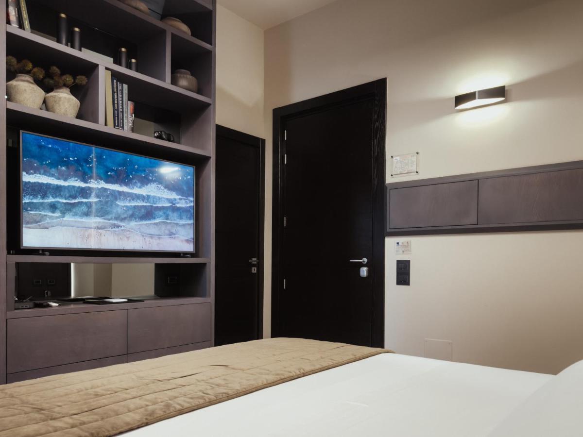 Casa 300Mila Hotel Lecce Buitenkant foto